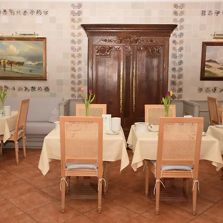 Hotel Wiking Sylt 4*